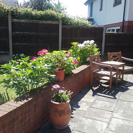 Sterling Bed & Breakfast Llandudno Esterno foto
